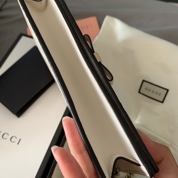 Gucci monogram crossbody wallet on chain - Picture 7 of 9